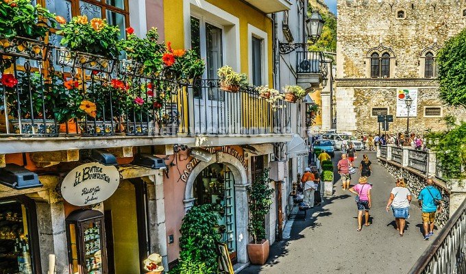 Come trovare un alloggio economico in Italia