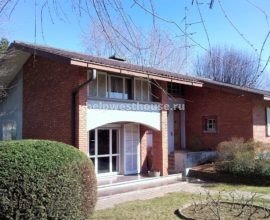 Cozy Family Villa in the Province of Como in Cirimido (IT) | Property: 040
